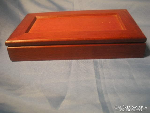 N25 velvet lined jewelry wooden box in red for sale 21 x 12 x 3.5Cm