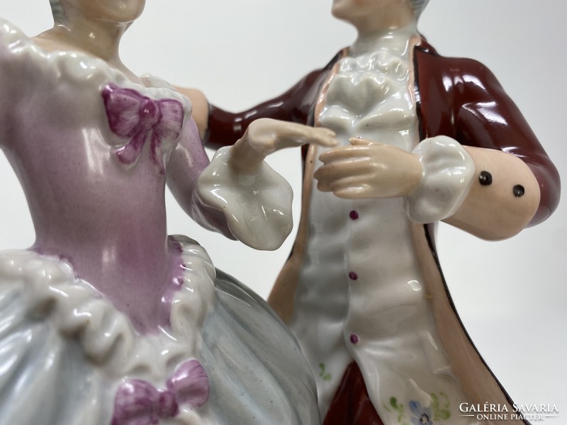 Tánocló barokk pár -  Royal Dux porcelán kisplasztika- CZ