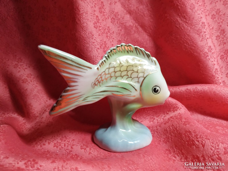 Hollóházi porcelán hal, nipp