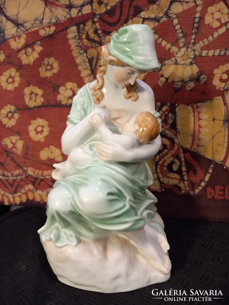 Herend porcelain, mother with child