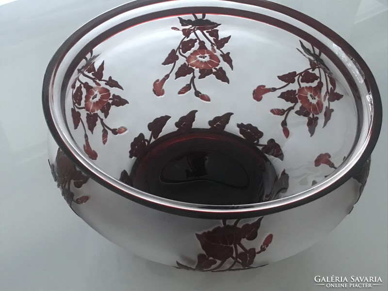 Lip crystal in huge kameo glass bowl, helena series, 28 cm in diameter