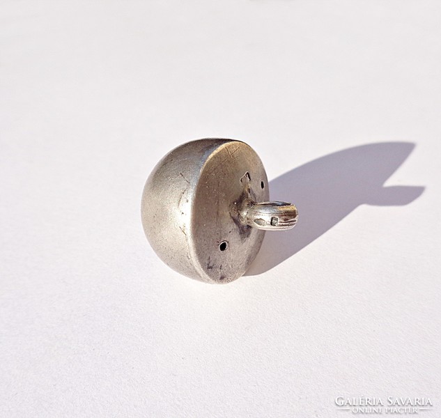 Antique silver dandelion button