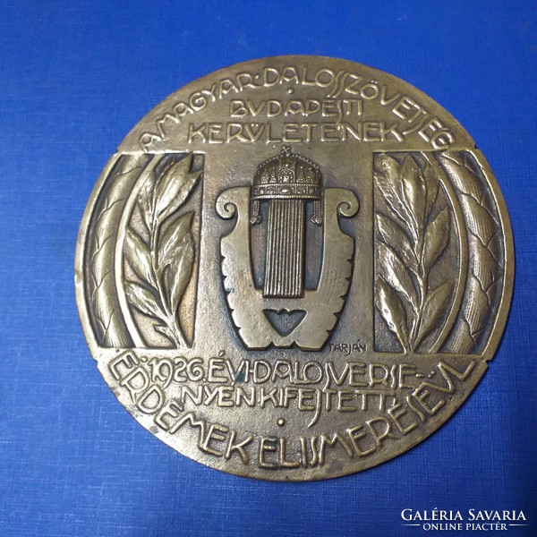 Bronze, copper huber on the side of Oscar 1875-1933 / Dalos Association Medal of Merit, plaque 1926. 14 Cm.