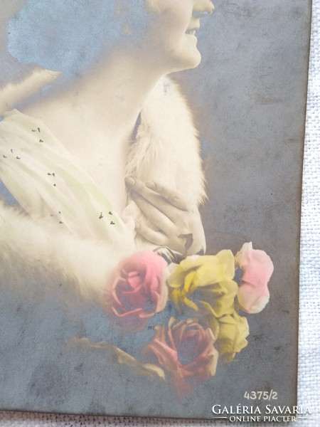 Antique hand-colored photo / postcard, elegant lady portrait, roses circa 1910