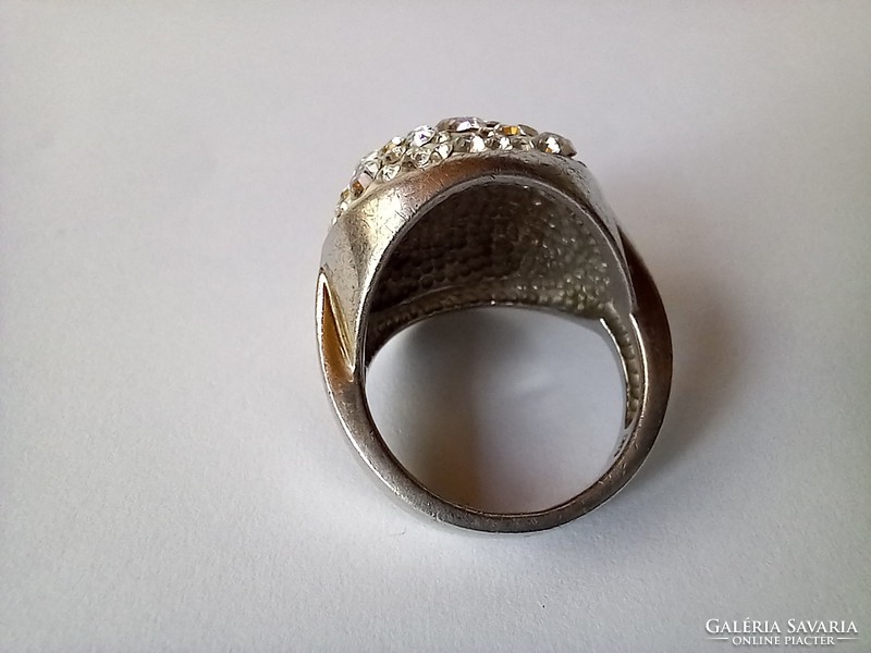 Ezüst fehér strassz köves gyűrű
