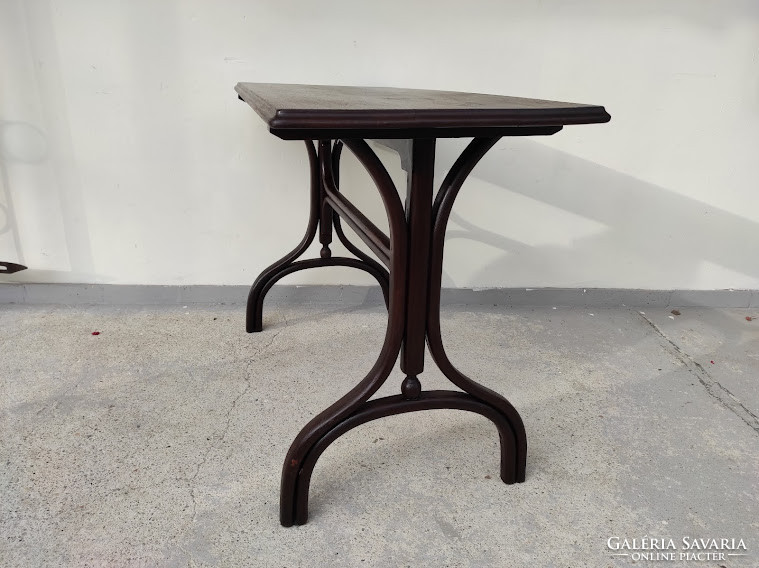Antique beautiful condition decorative thonet bent furniture table