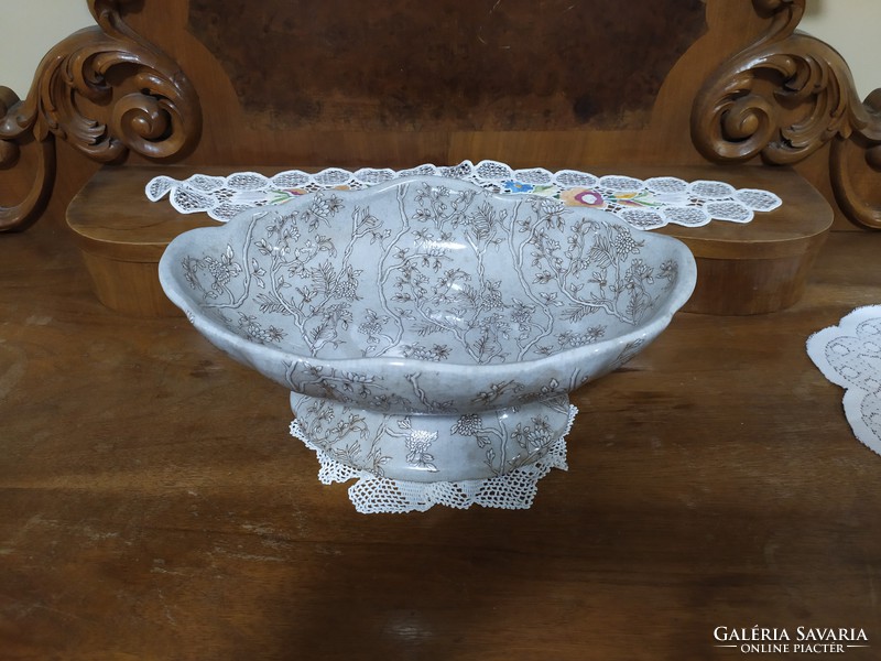 Hatalmas meseszép Kaiser porcelán asztalközép