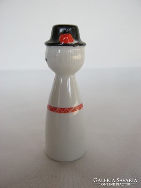 Snowman porcelain spice rack salt shaker
