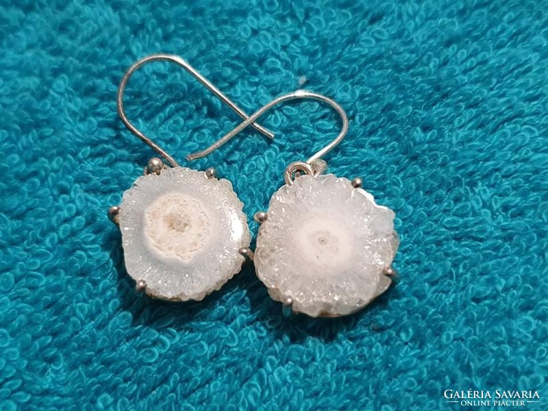 Special agate stalackite earrings.