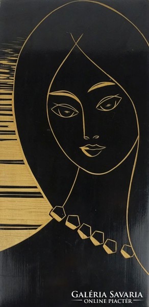 1H322 female portrait with wood carving 20 x 40 cm