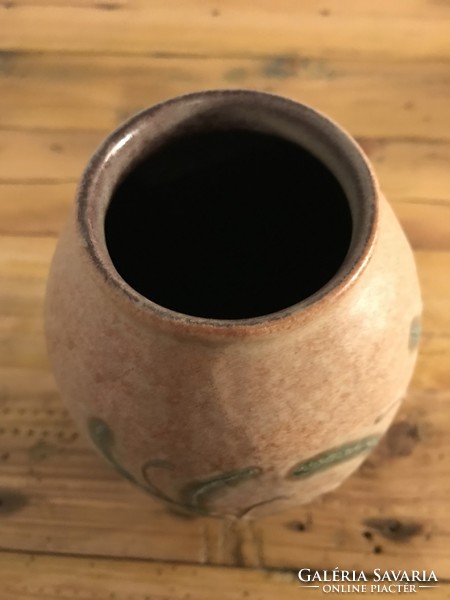 West-germany bay pottery 610-20 vase. Flower pattern vase t-64