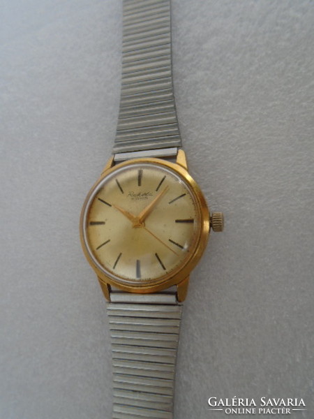 Antique mechanical men's watch in excellent condition, not only beautiful but with very good operation ussr