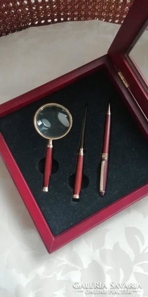 Beautiful rosewood writing set with 4 magnifying glasses, ballpoint pen and letter opener