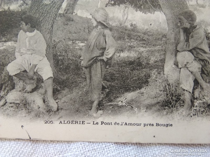 Antique photo / postcard from Algeria, j'amour bridge near bougie, local kids