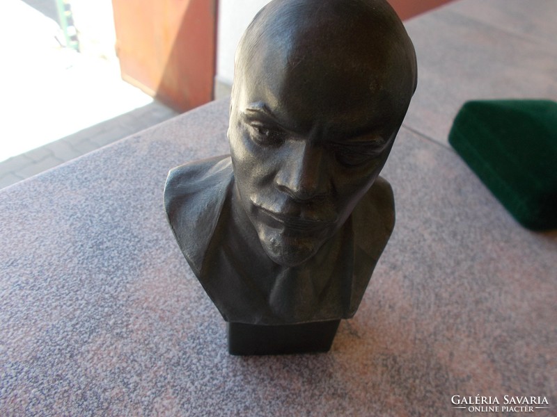 Statue of Lenin made of metal,., 14 Cm