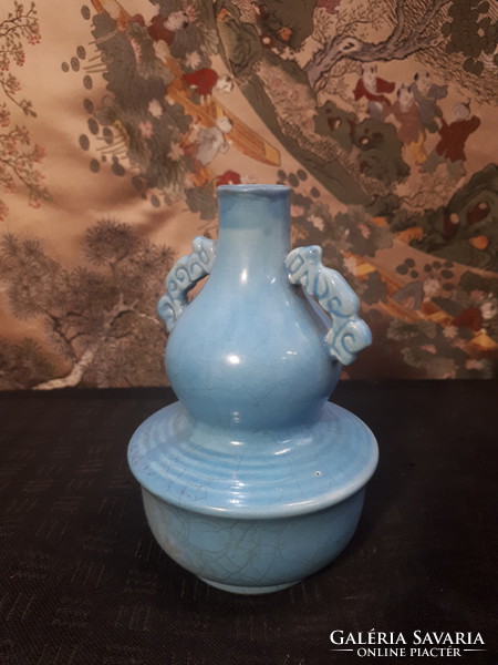 Kis kínai porcelán váza