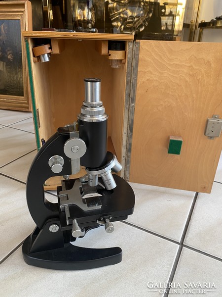 MeOpta  Mikroszkóp Tartozékokkal Dobozában