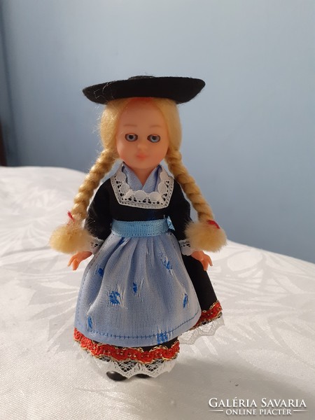 German doll in Bavarian folk costume (15 cm)
