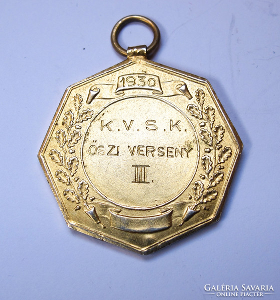 K.V.S.K. 1930 Őszi verseny.III, aranyozott ezüst díjérem.