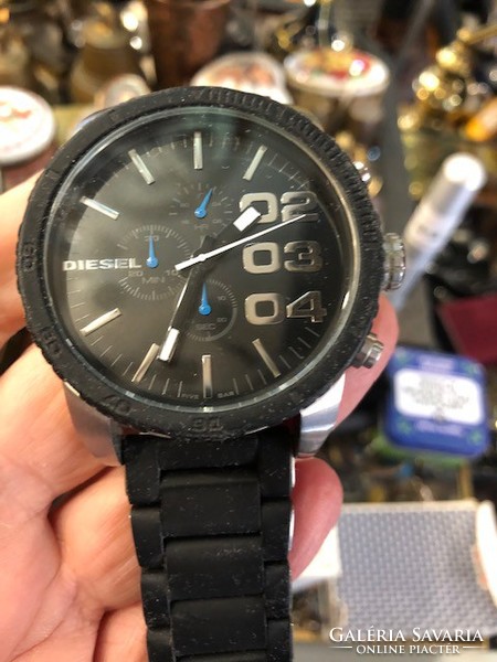 Diesel men's large watch, 42 mm, in perfect condition.