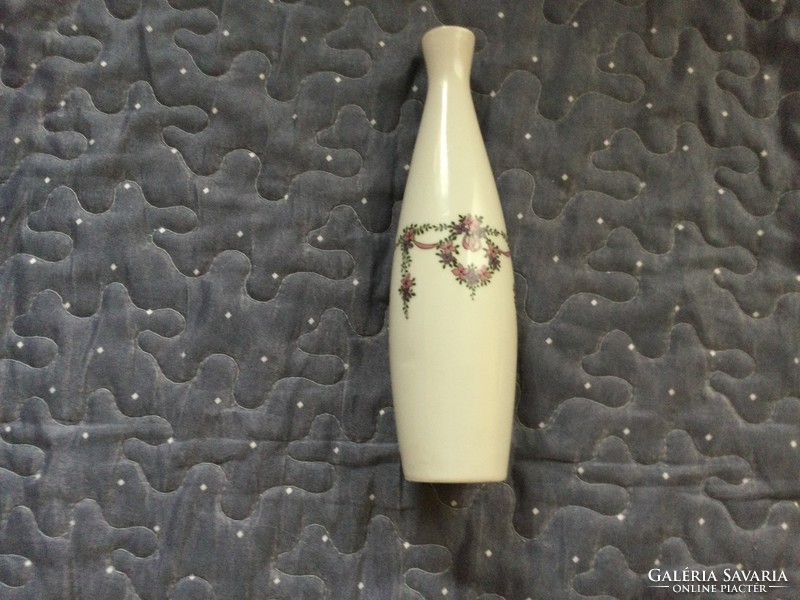 Girlavndos antik jelzett váza  20 cm