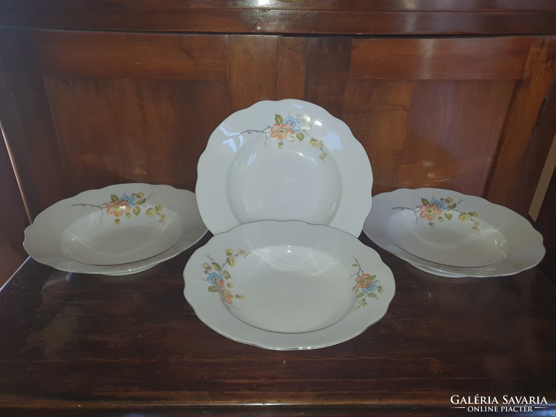 4 Pcs. Gilded Zsolnay flower patterned soup plate, deep plate