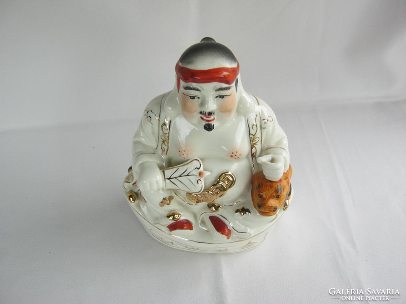 Japán porcelán szerencsehozó figura