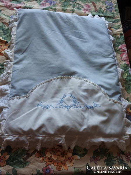 Antique white - light blue lace cushion