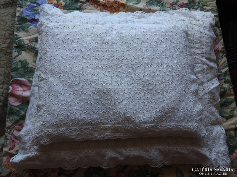 Antique white lace pillow with pair of gohnal in Vienna