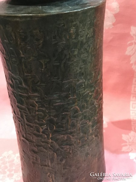 Goldsmith László Dömötör: a vase of applied art