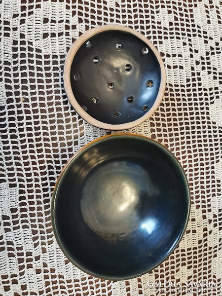 Retro vase, pot, ikebana marked pond