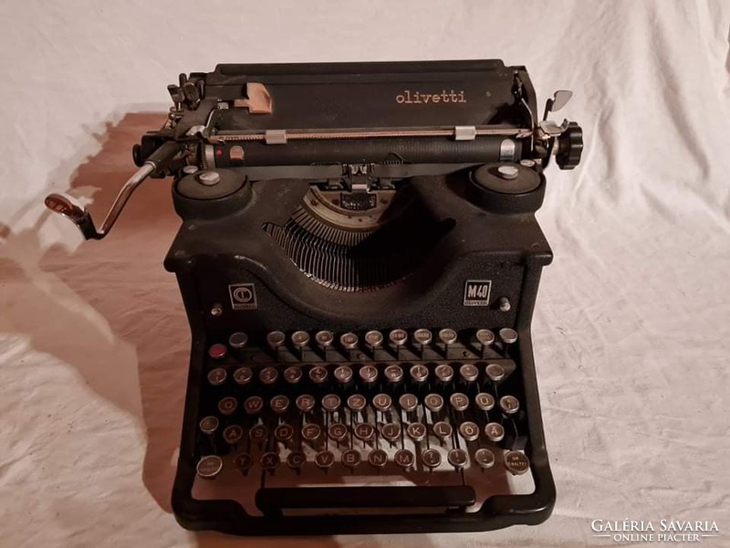 Olivetti M 40 írógép