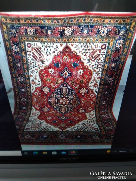 Tabiz is a large oriental rug
