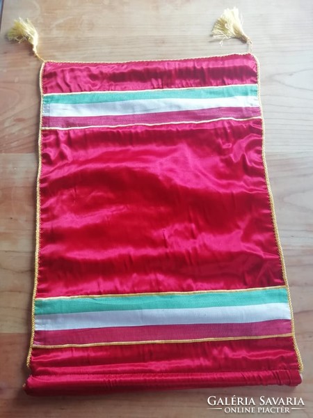 Leading section silk embroidered flag