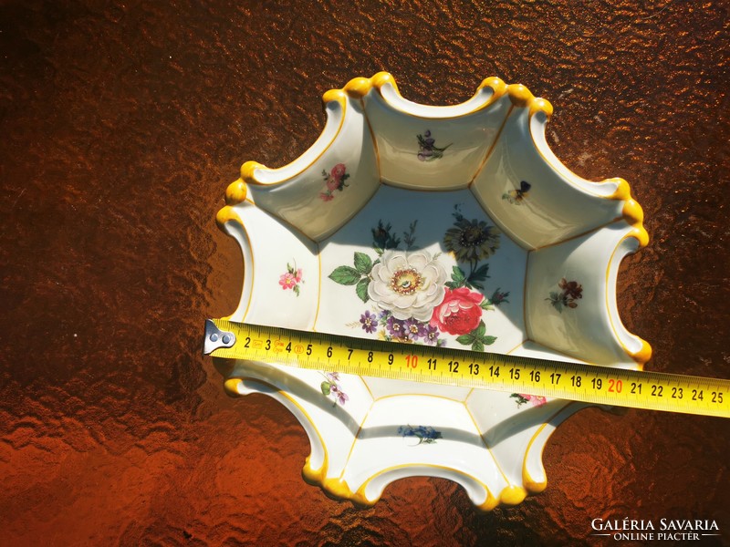 Antique serving bowl, Graf von Henneberg