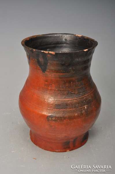 Old folk jar, sour cream, folk pottery work.