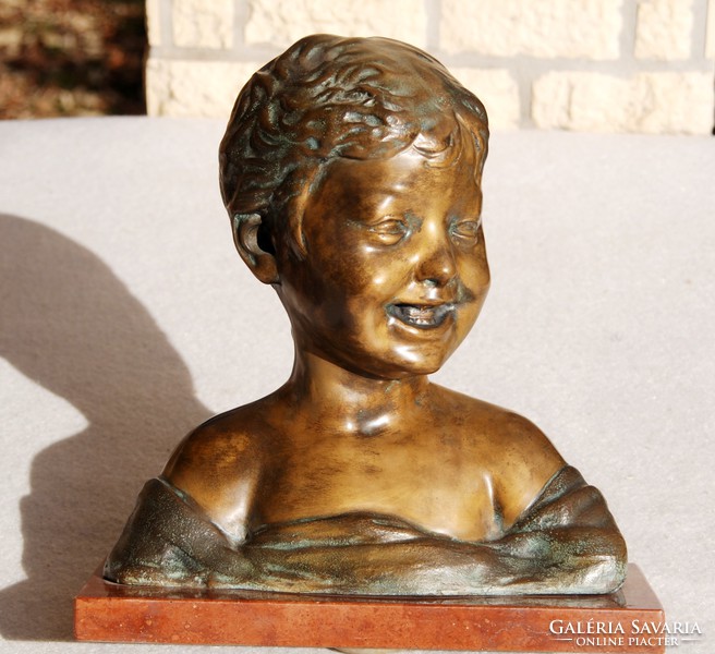 Adolf Huszár (1843-1885): the laughing little boy - antique bronze statue with polished red stone pedestal