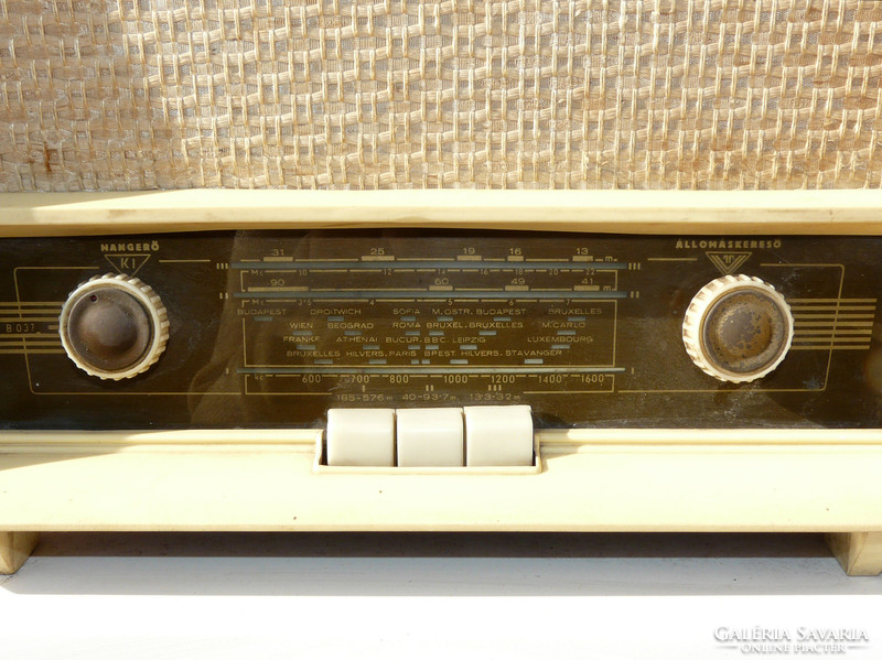Antique retro radio