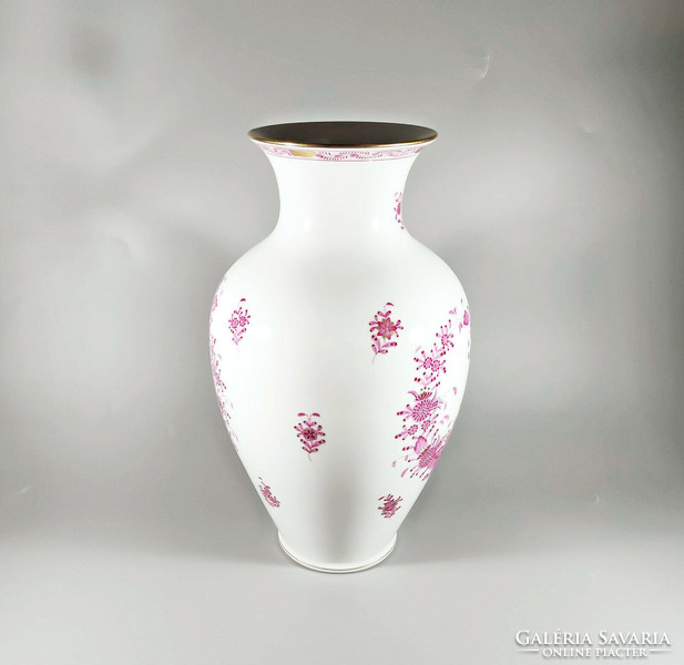 Herend, xl 32.5 Cm raspberry colored Indian basket pattern hand painted porcelain vase, flawless! (H014)