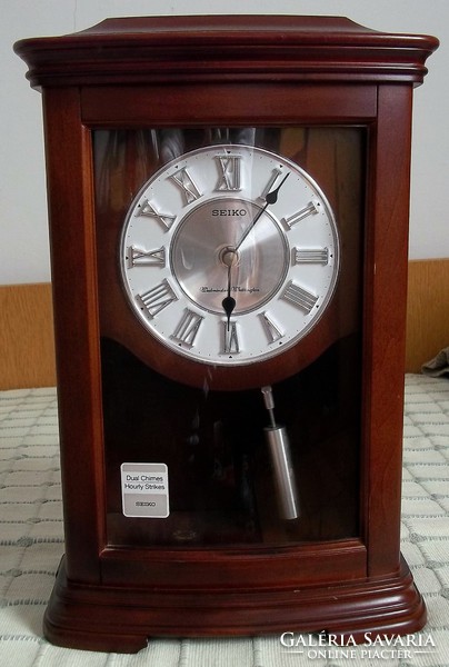 Quarter-sided seiko table-fireplace clock