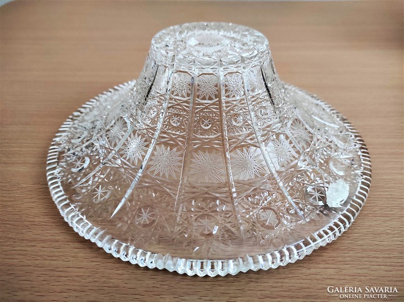 Beautiful, hand-polished Czech crystal fruit bowl with traditional technology