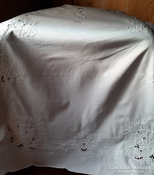Wicker stitched tablecloth!