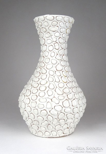 1D273 retro white king ceramic vase 23 cm