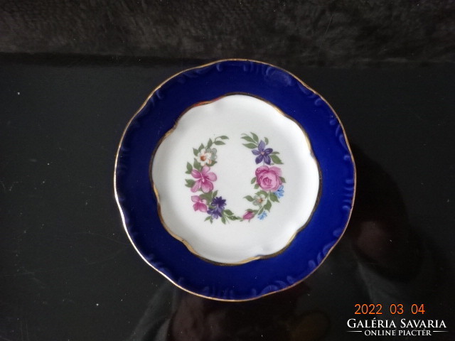 Zsolnay porcelain mini centerpiece, diameter 8.5 cm. He has! Jokai.