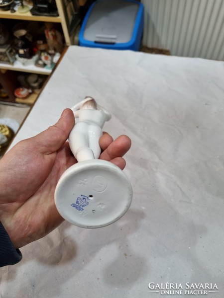 Aquincum porcelain figurine