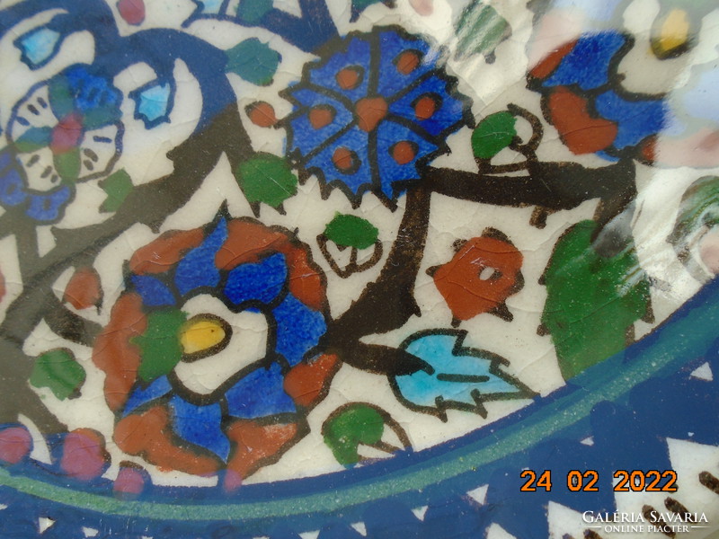 IZNIKI Perzsa kézzel festett virágmintás tányér