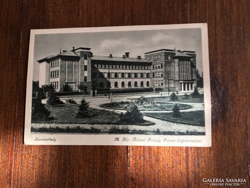 Régi képeslap. Szombathely-M.Kir. Állami Faludy Ferenc-főgimnázium épületének látképével.