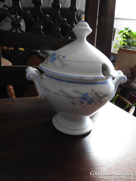 Antique Art Nouveau soup bowl with lid - food holder with lid