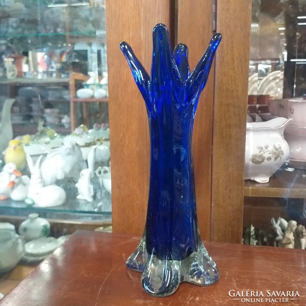 Cobalt blue thick crystal vase.26.5 Cm.