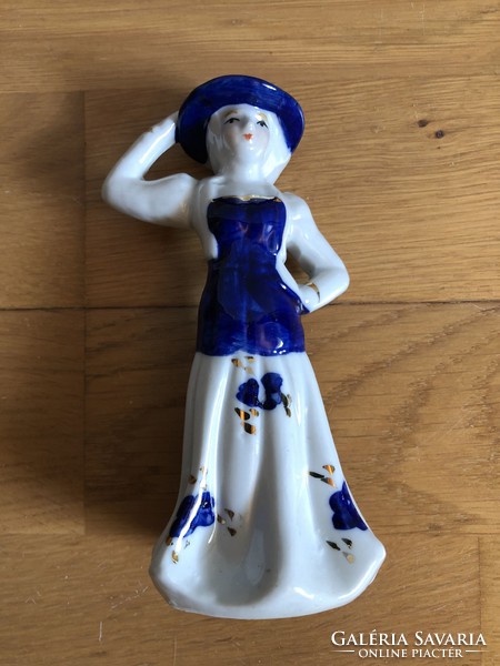 Kék ruhás lány porcelán szobor, dísztárgy